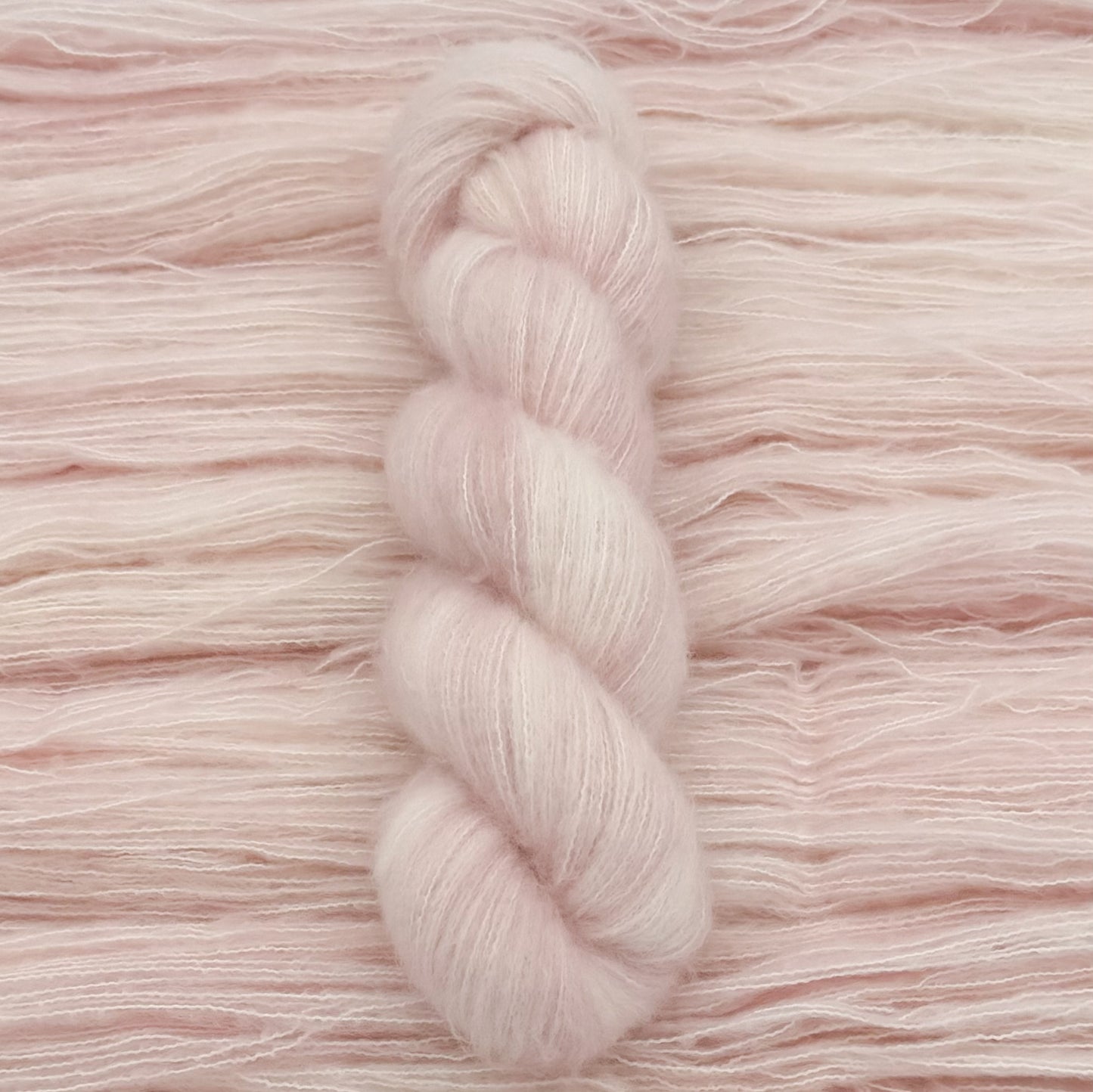 Fluffy Cashmere - Cherry Blossom