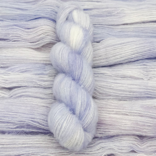 Fluffy Cashmere - The stillness of purple